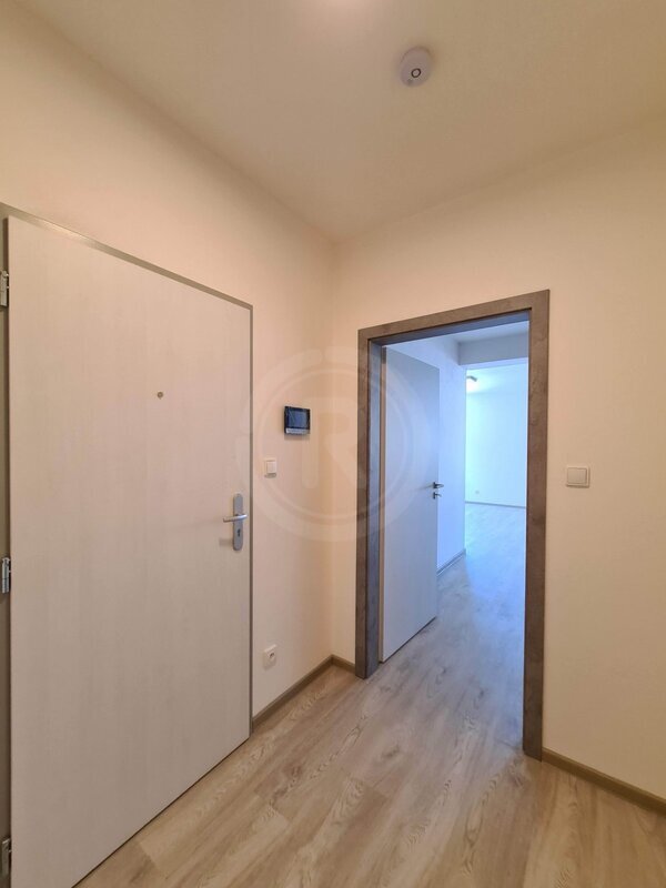 PRONÁJEM MODERNÍHO BYTU 1+KK, FR. ŠRÁMKA, Č. BUDĚJOVICE