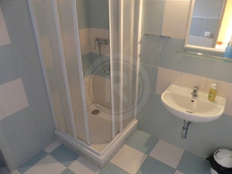 PRODEJ DVOJPODLAŽNÍHO BYTOVÉHO DOMU SE 6 BYTY