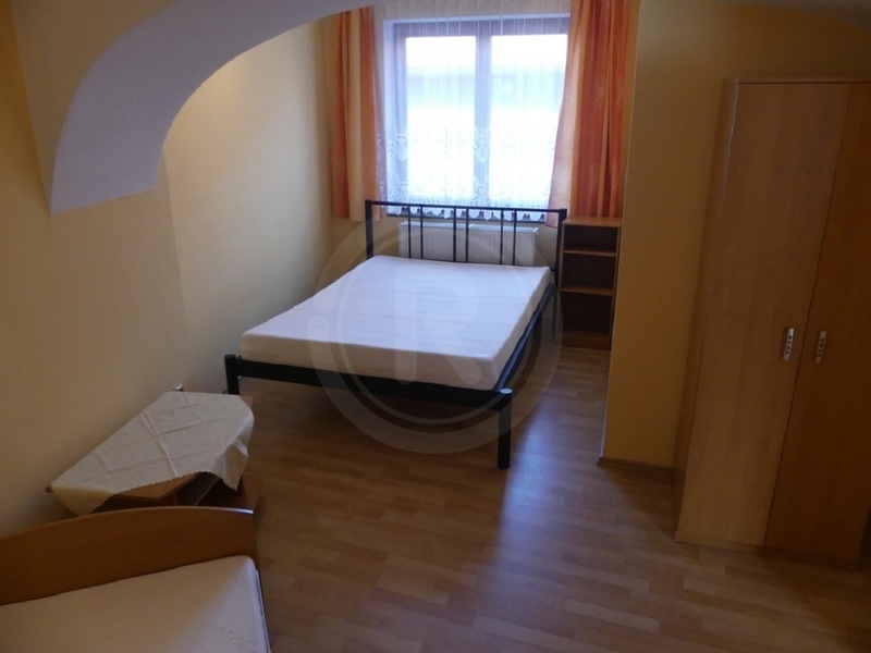 PRODEJ DVOJPODLAŽNÍHO BYTOVÉHO DOMU SE 6 BYTY