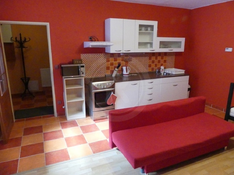 PRODEJ DVOJPODLAŽNÍHO BYTOVÉHO DOMU SE 6 BYTY