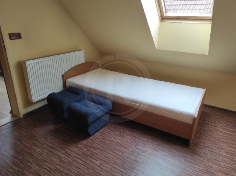 PRODEJ DVOJPODLAŽNÍHO BYTOVÉHO DOMU SE 6 BYTY