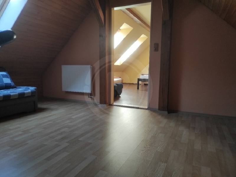 PRODEJ DVOJPODLAŽNÍHO BYTOVÉHO DOMU SE 6 BYTY