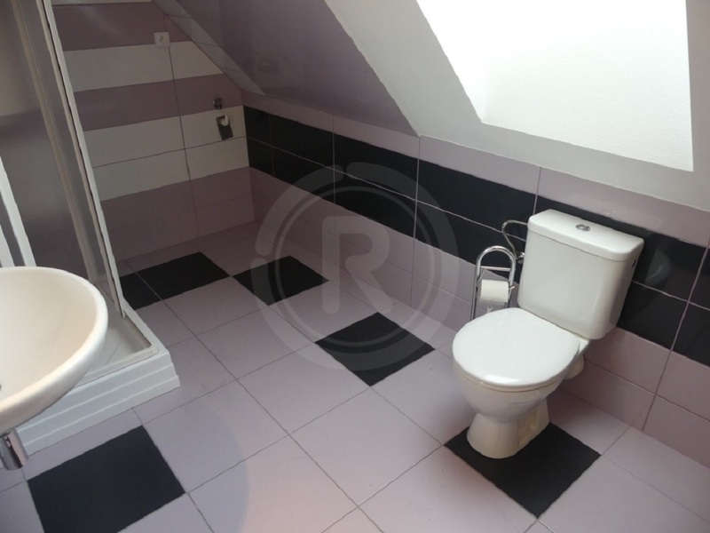 PRODEJ DVOJPODLAŽNÍHO BYTOVÉHO DOMU SE 6 BYTY