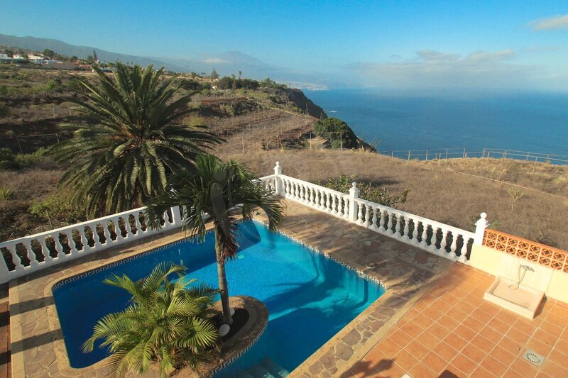 PRODEJ PROSTORNÉ VILY, TACORONTE, TENERIFE