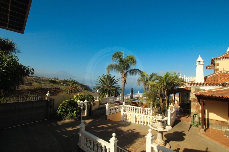 PRODEJ PROSTORNÉ VILY, TACORONTE, TENERIFE