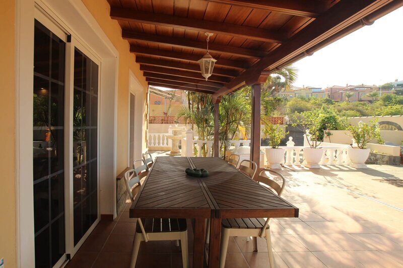 PRODEJ PROSTORNÉ VILY, TACORONTE, TENERIFE