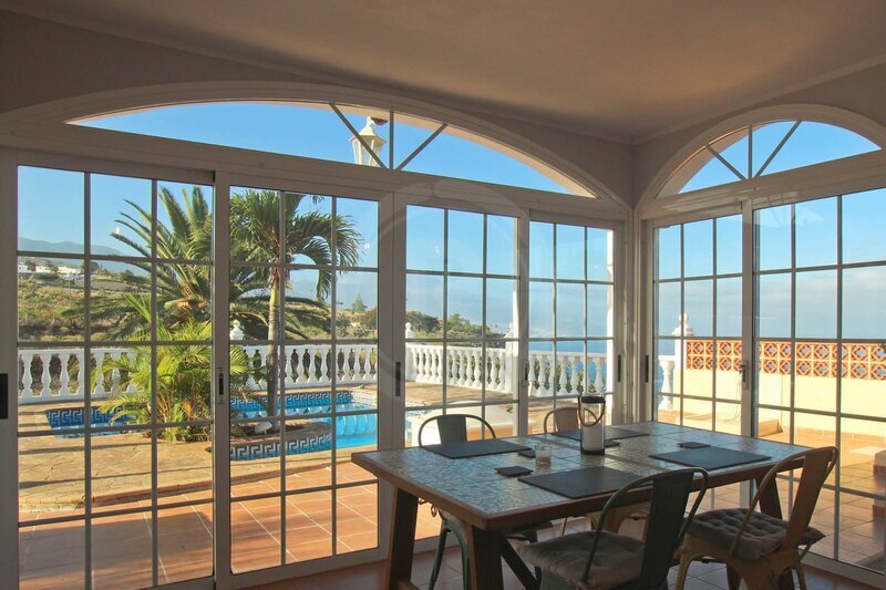 PRODEJ PROSTORNÉ VILY, TACORONTE, TENERIFE