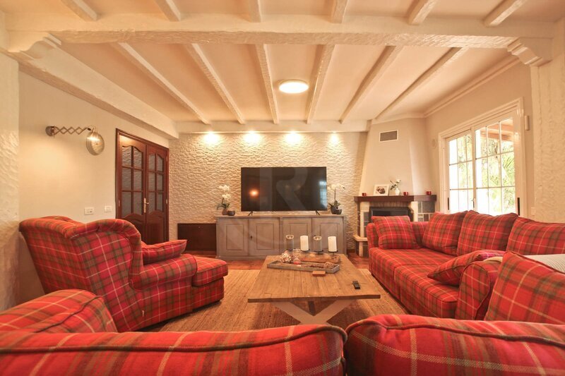 PRODEJ PROSTORNÉ VILY, TACORONTE, TENERIFE