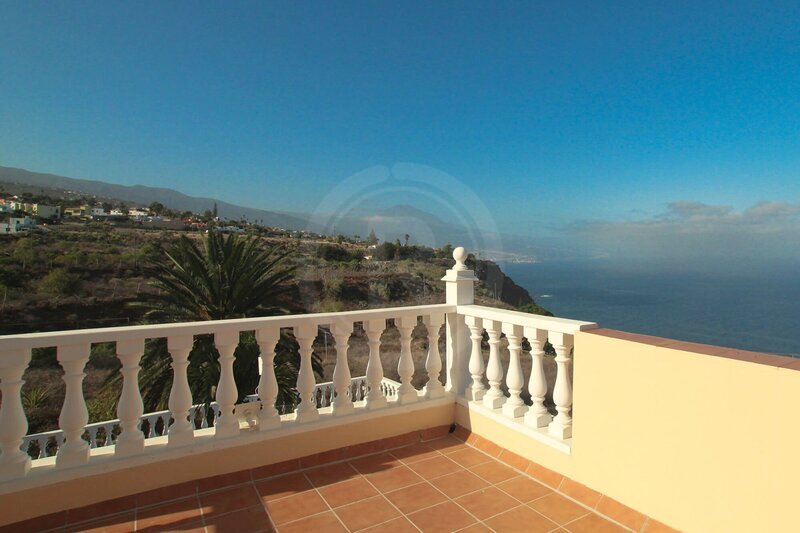 PRODEJ PROSTORNÉ VILY, TACORONTE, TENERIFE