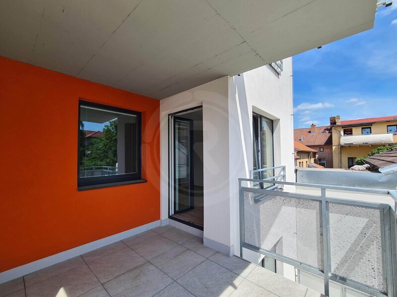 PRONÁJEM BYTU S TERASOU 3+KK, RIEGROVA, ČESKÉ BUDĚJOVICE