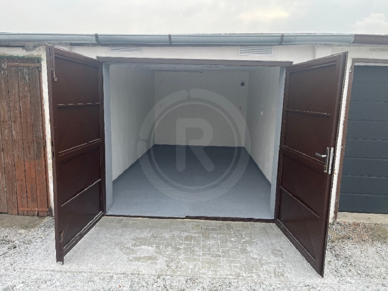 PRONÁJEM GARÁŽE, NÁDRAŽNÍ, ČESKÉ BUDĚJOVICE