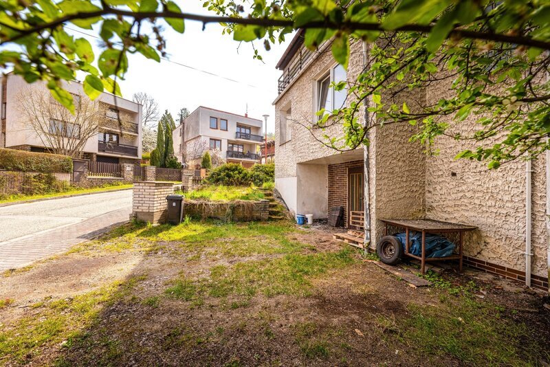 PRODEJ RODINNÉHO DOMU 6+1 S GARÁŽÍ A ZAHRADOU, JABLOŇOVÁ, RUDOLFOV