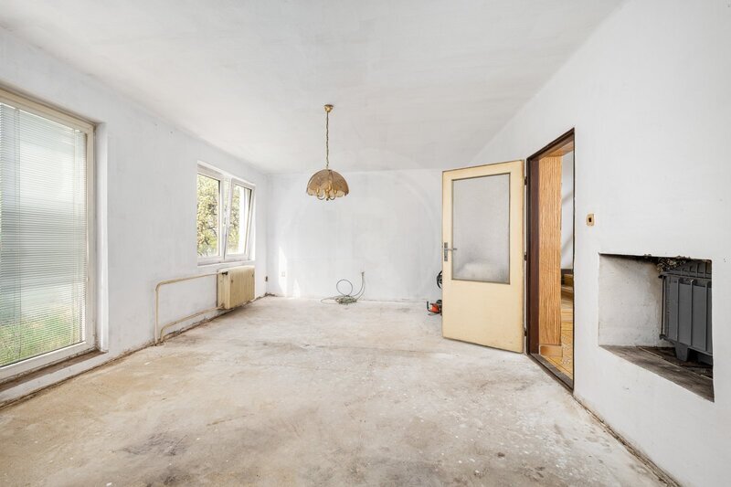 PRODEJ RODINNÉHO DOMU 6+1 S GARÁŽÍ A ZAHRADOU, JABLOŇOVÁ, RUDOLFOV