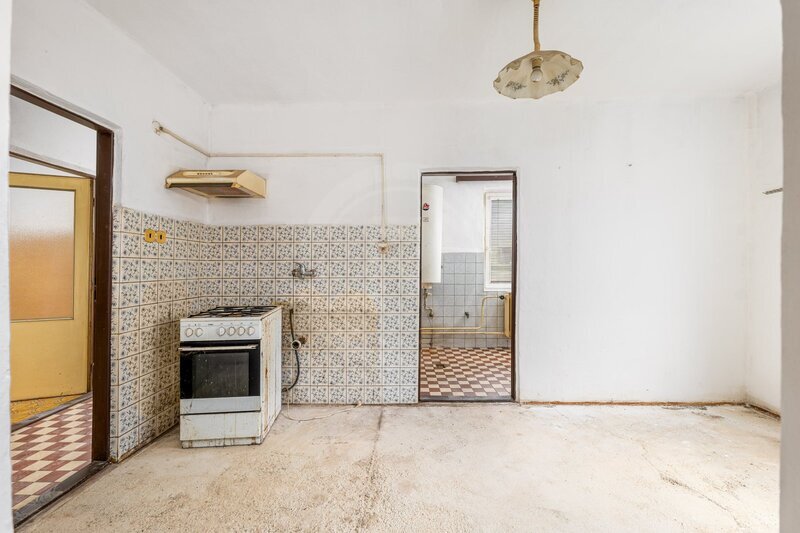 PRODEJ RODINNÉHO DOMU 6+1 S GARÁŽÍ A ZAHRADOU, JABLOŇOVÁ, RUDOLFOV