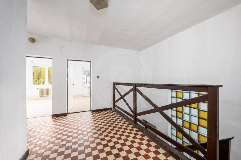 PRODEJ RODINNÉHO DOMU 6+1 S GARÁŽÍ A ZAHRADOU, JABLOŇOVÁ, RUDOLFOV