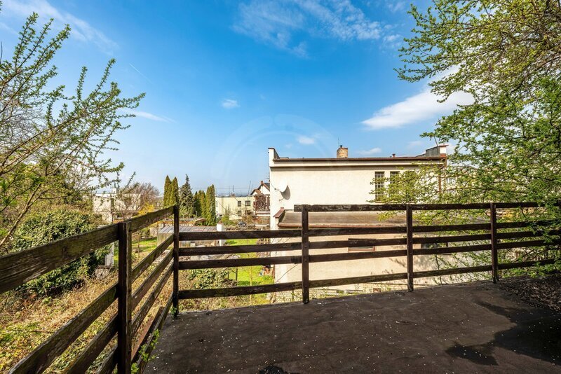 PRODEJ RODINNÉHO DOMU 6+1 S GARÁŽÍ A ZAHRADOU, JABLOŇOVÁ, RUDOLFOV