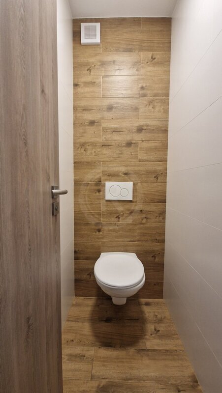 PRONÁJEM NOVÉHO BYTU 2+KK SE ZAHRADOU, PLATANOVÁ, ČB