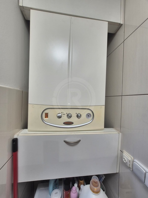 PRODEJ PROSTORNÉHO BYTU 3+KK, KAMARYTOVA, Č. BUDĚJOVICE