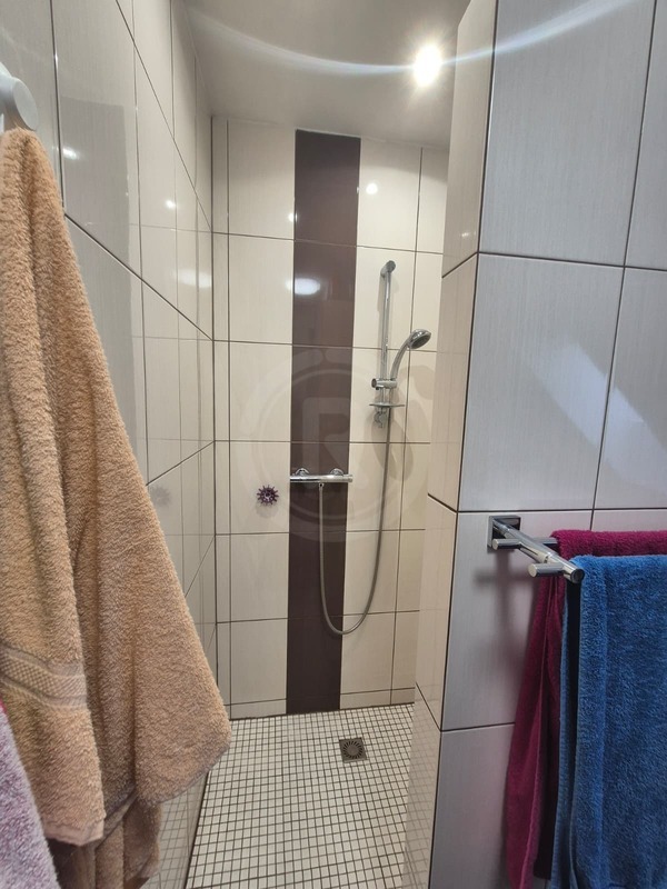 PRODEJ PROSTORNÉHO BYTU 3+KK, KAMARYTOVA, Č. BUDĚJOVICE