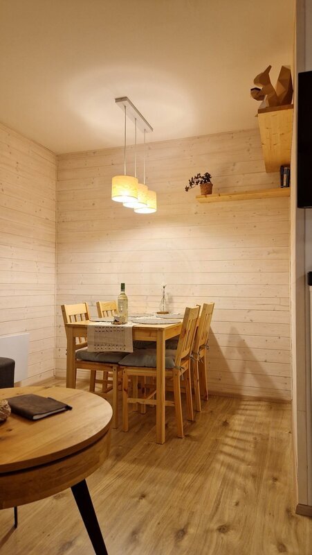 PRODEJ KRÁSNÉHO APARTMÁNU 2+KK, BENEŠOV NAD ČERNOU