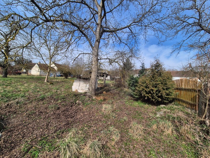 PRODEJ STAVEBNÍ PARCELY, KUKLE, TÁLÍN U PÍSKU