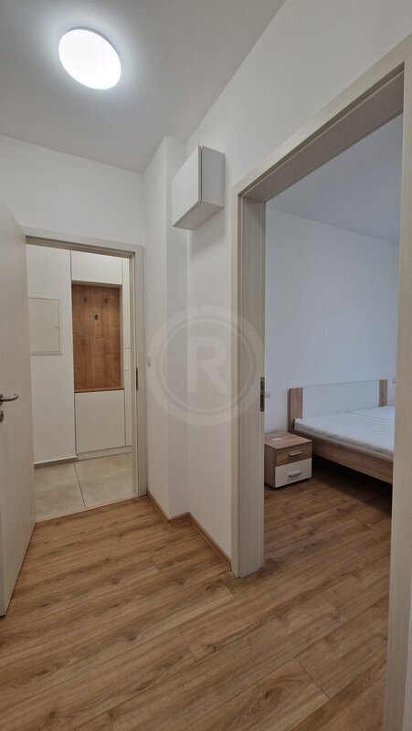 PRONÁJEM ZAŘÍZENÉHO BYTU 2+KK, PLATANOVÁ, ČESKÉ BUDĚJOVICE