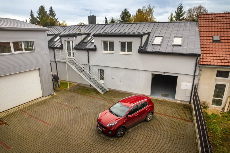 PRONÁJEM KOMERČNÍHO AREÁLU, LEDENICE, OKR. Č. BUDĚJOVICE