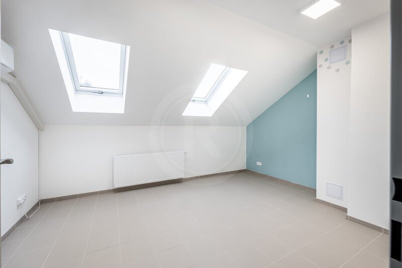 PRONÁJEM KOMERČNÍHO AREÁLU, LEDENICE, OKR. Č. BUDĚJOVICE